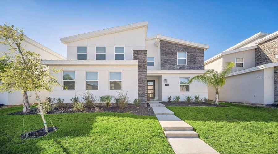 DAVENPORT, Florida 33896, 6 Bedrooms Bedrooms, ,5 BathroomsBathrooms,Residential,For Sale,DROP SHOT,0,MFRG5100598