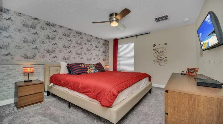 DAVENPORT, Florida 33896, 6 Bedrooms Bedrooms, ,5 BathroomsBathrooms,Residential,For Sale,DROP SHOT,0,MFRG5100598