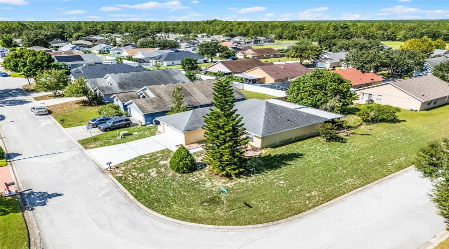 DAVENPORT, Florida 33897, 3 Bedrooms Bedrooms, ,2 BathroomsBathrooms,Residential,For Sale,QUIMBY,0,MFRO6331251