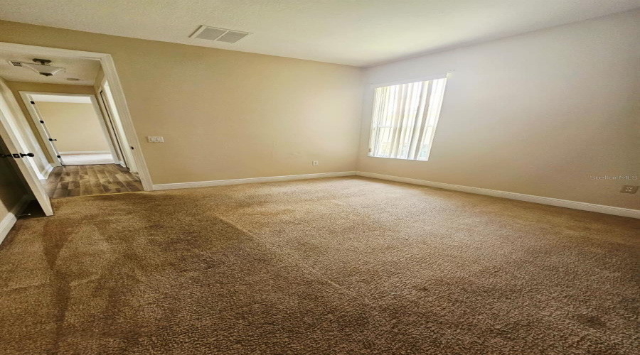 KISSIMMEE, Florida 34746, 4 Bedrooms Bedrooms, ,3 BathroomsBathrooms,Residential,For Sale,GOLDEN FEATHER,0,MFRS5132294