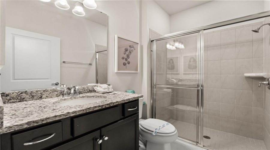 DAVENPORT, Florida 33897, 8 Bedrooms Bedrooms, ,6 BathroomsBathrooms,Residential,For Sale,LELANI CIR,0,MFRO6334617