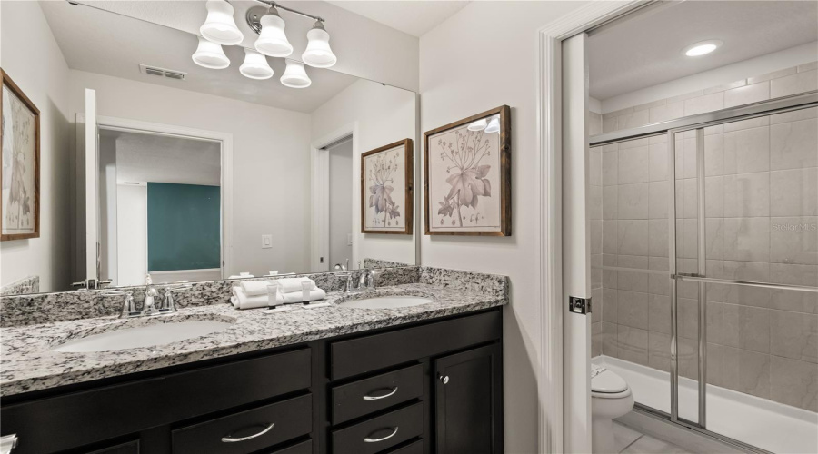 DAVENPORT, Florida 33897, 8 Bedrooms Bedrooms, ,6 BathroomsBathrooms,Residential,For Sale,LELANI CIR,0,MFRO6334617