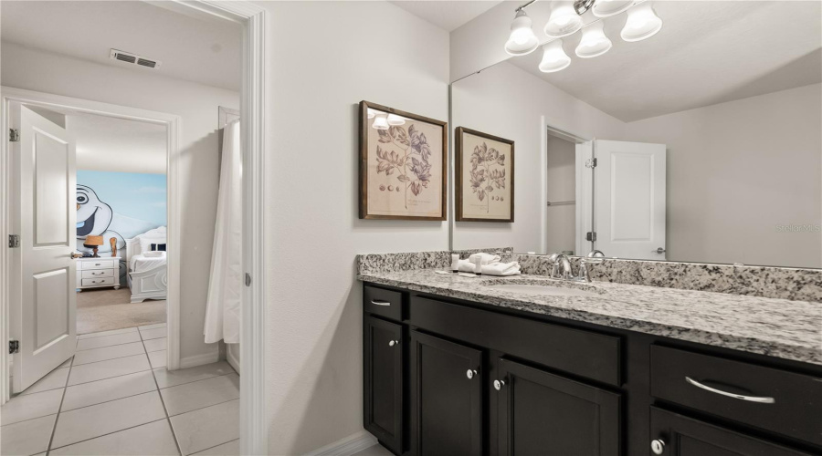 DAVENPORT, Florida 33897, 8 Bedrooms Bedrooms, ,6 BathroomsBathrooms,Residential,For Sale,LELANI CIR,0,MFRO6334617