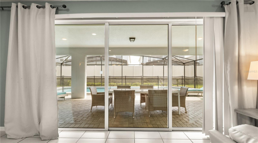 DAVENPORT, Florida 33897, 8 Bedrooms Bedrooms, ,6 BathroomsBathrooms,Residential,For Sale,LELANI CIR,0,MFRO6334617