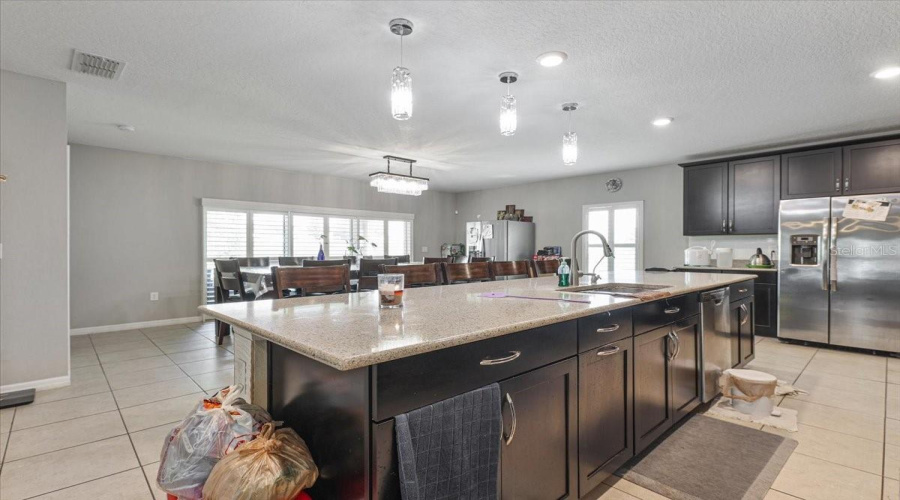 DAVENPORT, Florida 33897, 6 Bedrooms Bedrooms, ,4 BathroomsBathrooms,Residential,For Sale,MONTGOMERY,0,MFRTB8415886