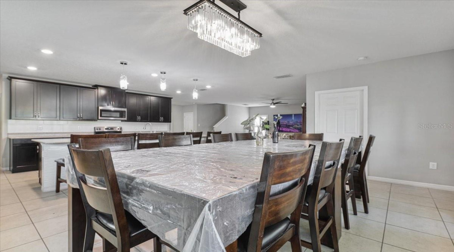 DAVENPORT, Florida 33897, 6 Bedrooms Bedrooms, ,4 BathroomsBathrooms,Residential,For Sale,MONTGOMERY,0,MFRTB8415886