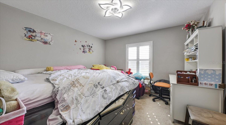 DAVENPORT, Florida 33897, 6 Bedrooms Bedrooms, ,4 BathroomsBathrooms,Residential,For Sale,MONTGOMERY,0,MFRTB8415886