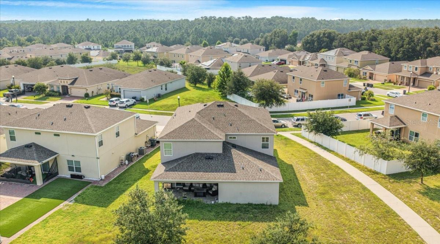 DAVENPORT, Florida 33897, 6 Bedrooms Bedrooms, ,4 BathroomsBathrooms,Residential,For Sale,MONTGOMERY,0,MFRTB8415886