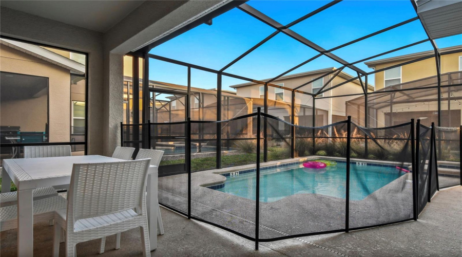KISSIMMEE, Florida 34746, 5 Bedrooms Bedrooms, ,5 BathroomsBathrooms,Residential,For Sale,PARAGRAPH,0,MFRO6334578