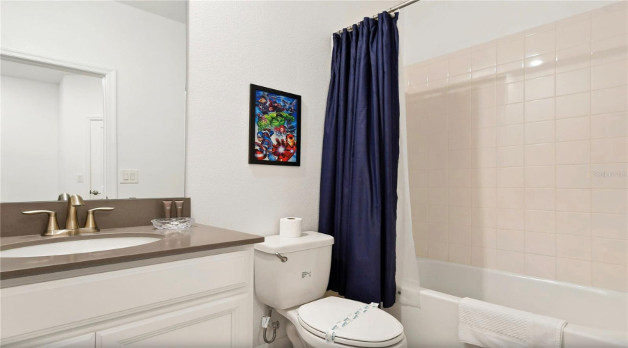KISSIMMEE, Florida 34746, 5 Bedrooms Bedrooms, ,5 BathroomsBathrooms,Residential,For Sale,PARAGRAPH,0,MFRO6334578