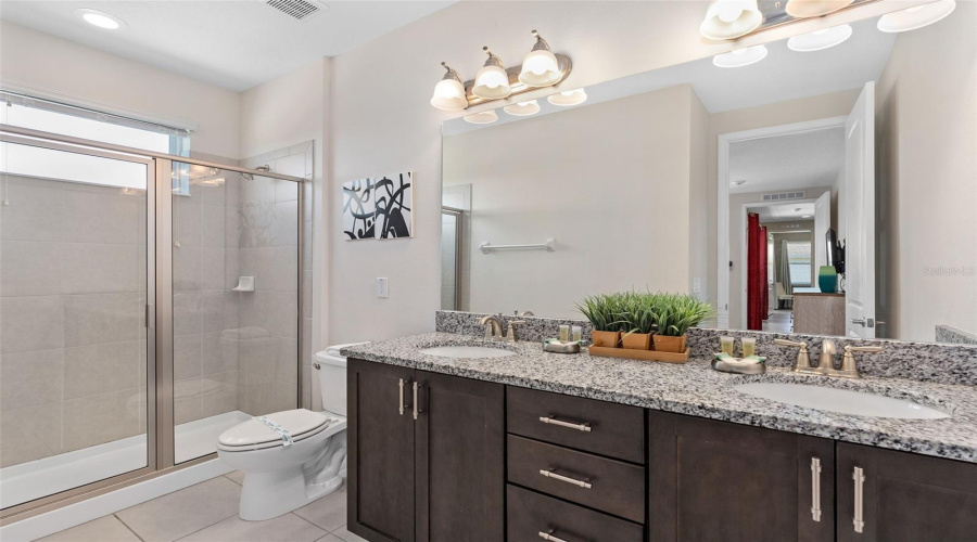 KISSIMMEE, Florida 34747, 11 Bedrooms Bedrooms, ,10 BathroomsBathrooms,Residential,For Sale,FALLS,0,MFRO6334639