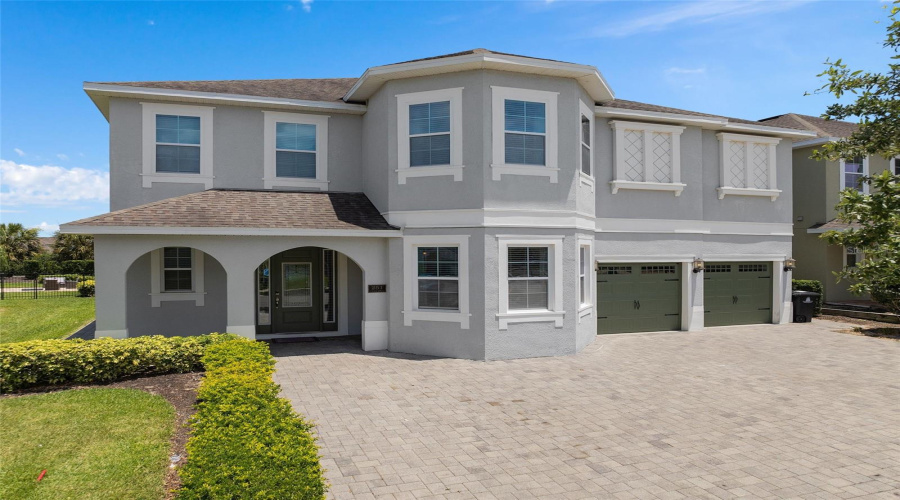 KISSIMMEE, Florida 34747, 11 Bedrooms Bedrooms, ,10 BathroomsBathrooms,Residential,For Sale,FALLS,0,MFRO6334639