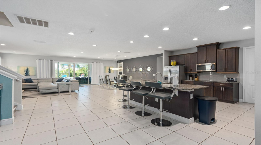 KISSIMMEE, Florida 34747, 11 Bedrooms Bedrooms, ,10 BathroomsBathrooms,Residential,For Sale,FALLS,0,MFRO6334639