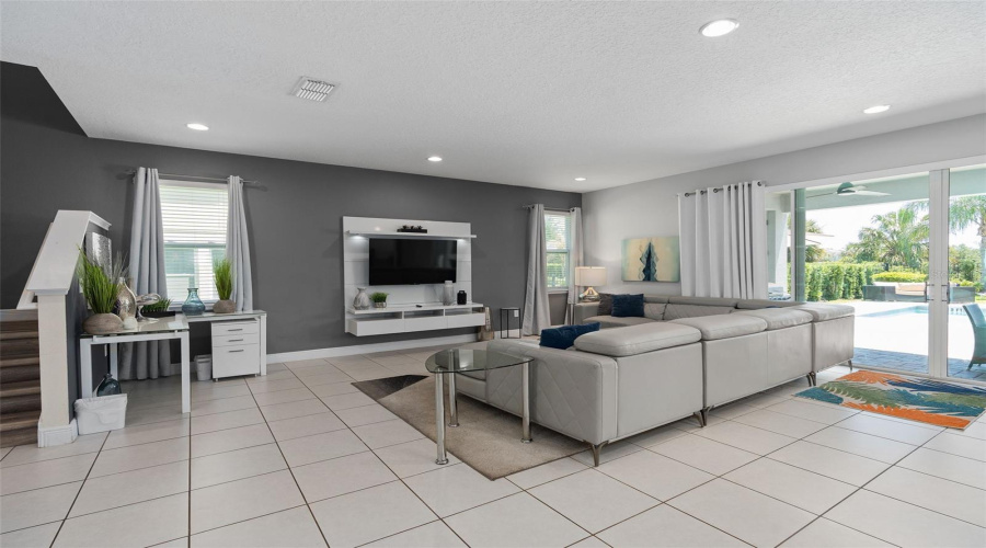 KISSIMMEE, Florida 34747, 11 Bedrooms Bedrooms, ,10 BathroomsBathrooms,Residential,For Sale,FALLS,0,MFRO6334639