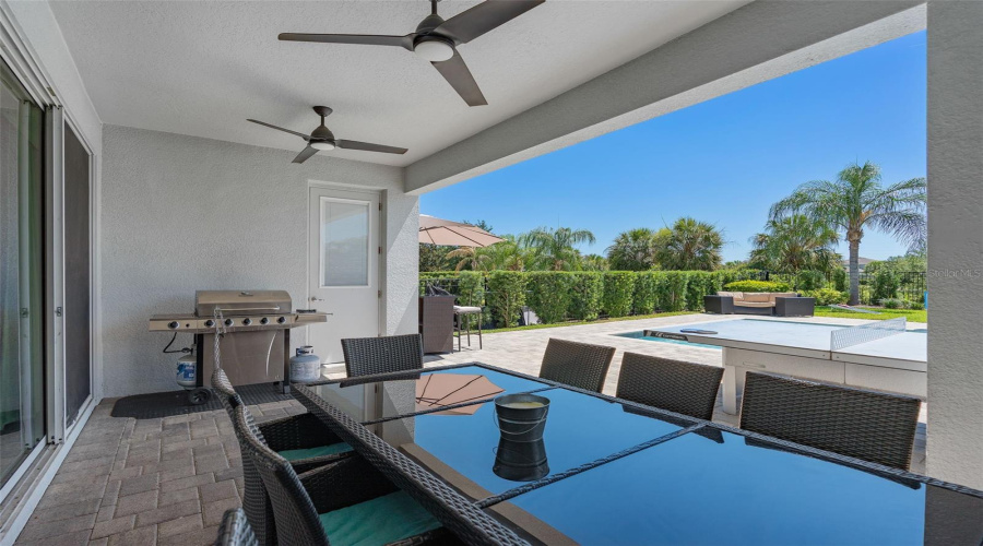 KISSIMMEE, Florida 34747, 11 Bedrooms Bedrooms, ,10 BathroomsBathrooms,Residential,For Sale,FALLS,0,MFRO6334639