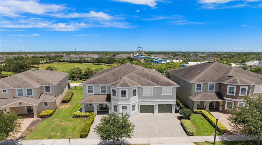 KISSIMMEE, Florida 34747, 11 Bedrooms Bedrooms, ,10 BathroomsBathrooms,Residential,For Sale,FALLS,0,MFRO6334639