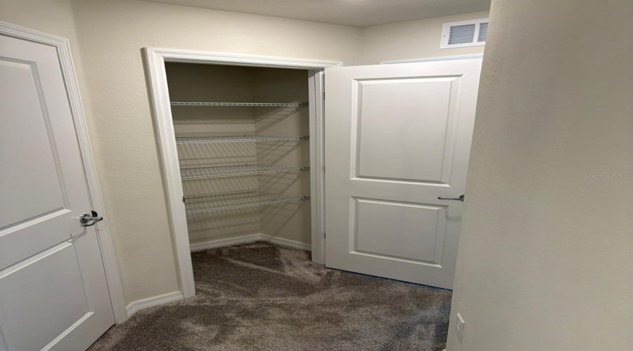 KISSIMMEE, Florida 34746, 3 Bedrooms Bedrooms, ,2 BathroomsBathrooms,Residential,For Sale,SPARKLING SHELL,0,MFRO6257193