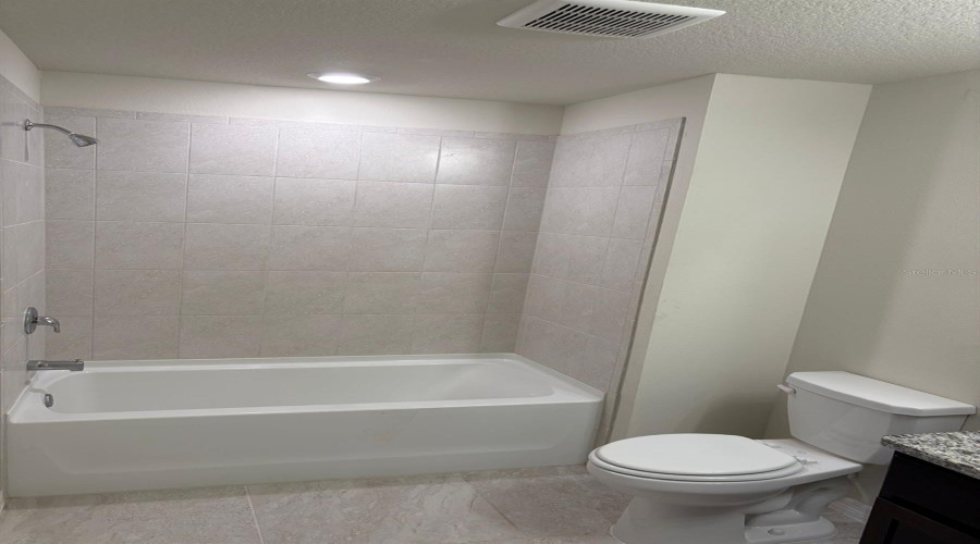 KISSIMMEE, Florida 34746, 3 Bedrooms Bedrooms, ,2 BathroomsBathrooms,Residential,For Sale,SPARKLING SHELL,0,MFRO6257193