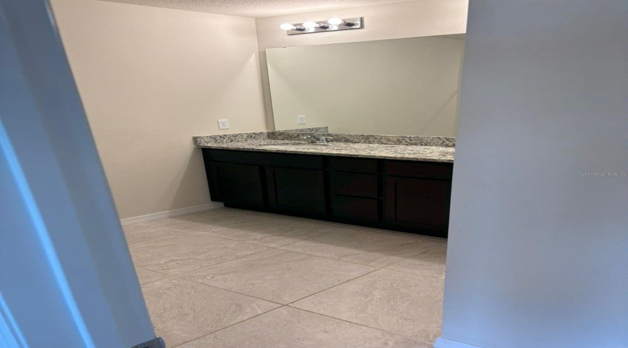 KISSIMMEE, Florida 34746, 3 Bedrooms Bedrooms, ,2 BathroomsBathrooms,Residential,For Sale,SPARKLING SHELL,0,MFRO6257193
