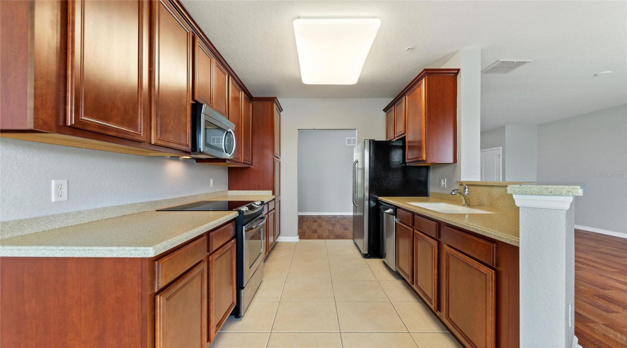 DAVENPORT, Florida 33896, 2 Bedrooms Bedrooms, ,2 BathroomsBathrooms,Residential,For Sale,ROMANI,0,MFRS5132174