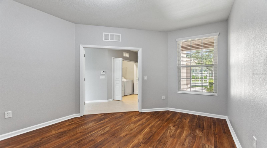 bonus room with dbl entry door utilize as 3rd bedroom