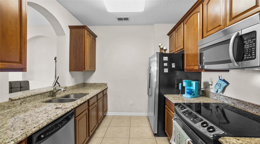 DAVENPORT, Florida 33896, 3 Bedrooms Bedrooms, ,2 BathroomsBathrooms,Residential,For Sale,PORTOFINO,0,MFRS5132472