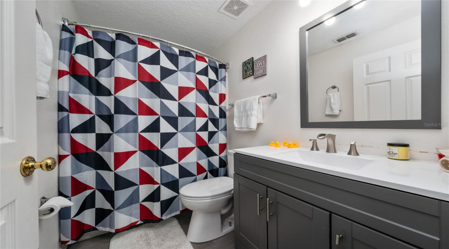 DAVENPORT, Florida 33897, 4 Bedrooms Bedrooms, ,3 BathroomsBathrooms,Residential,For Sale,SAMUEL,0,MFRO6334686