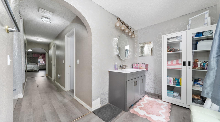 DAVENPORT, Florida 33897, 4 Bedrooms Bedrooms, ,3 BathroomsBathrooms,Residential,For Sale,SAMUEL,0,MFRO6334686