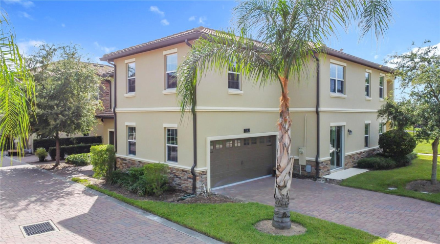 DAVENPORT, Florida 33896, 5 Bedrooms Bedrooms, ,3 BathroomsBathrooms,Residential,For Sale,SHINNECOCK HILLS,0,MFRO6332881