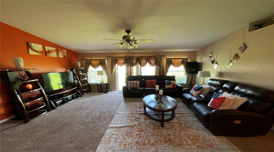 DAVENPORT, Florida 33837, 4 Bedrooms Bedrooms, ,2 BathroomsBathrooms,Residential,For Sale,CAPTAIN HOOK,0,MFRO6331355