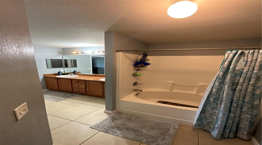 DAVENPORT, Florida 33837, 4 Bedrooms Bedrooms, ,2 BathroomsBathrooms,Residential,For Sale,CAPTAIN HOOK,0,MFRO6331355