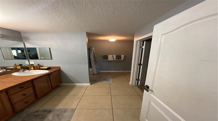 DAVENPORT, Florida 33837, 4 Bedrooms Bedrooms, ,2 BathroomsBathrooms,Residential,For Sale,CAPTAIN HOOK,0,MFRO6331355