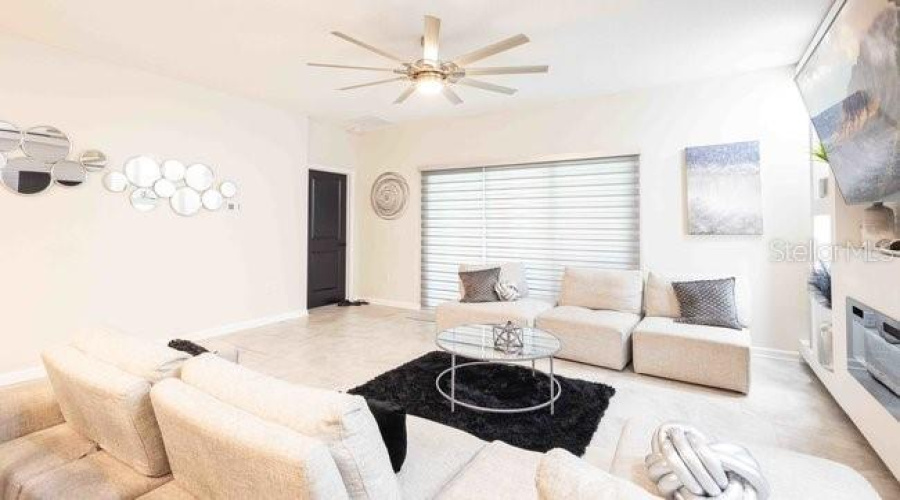 KISSIMMEE, Florida 34746, 5 Bedrooms Bedrooms, ,4 BathroomsBathrooms,Residential,For Sale,LIGHTERKNOT,0,MFRO6334705