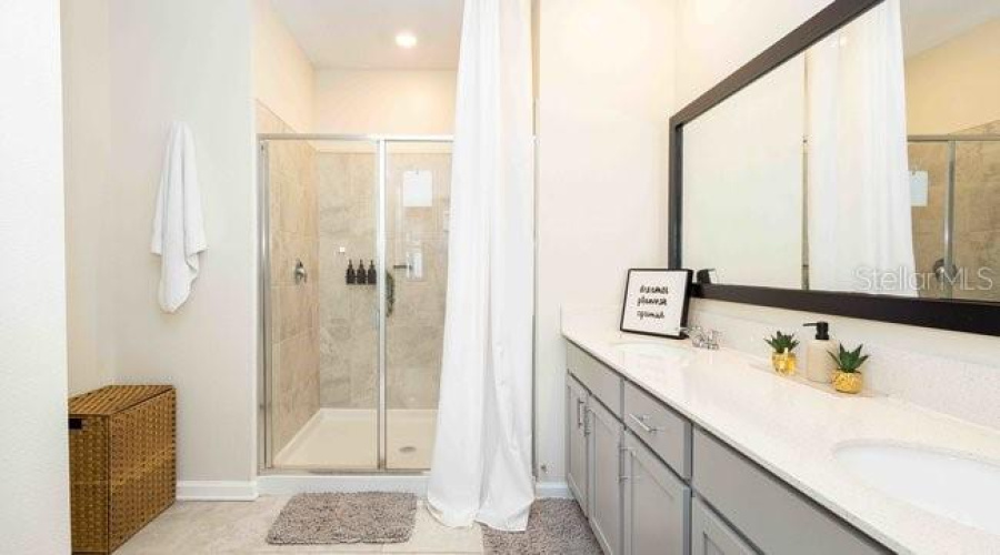 KISSIMMEE, Florida 34746, 5 Bedrooms Bedrooms, ,4 BathroomsBathrooms,Residential,For Sale,LIGHTERKNOT,0,MFRO6334705