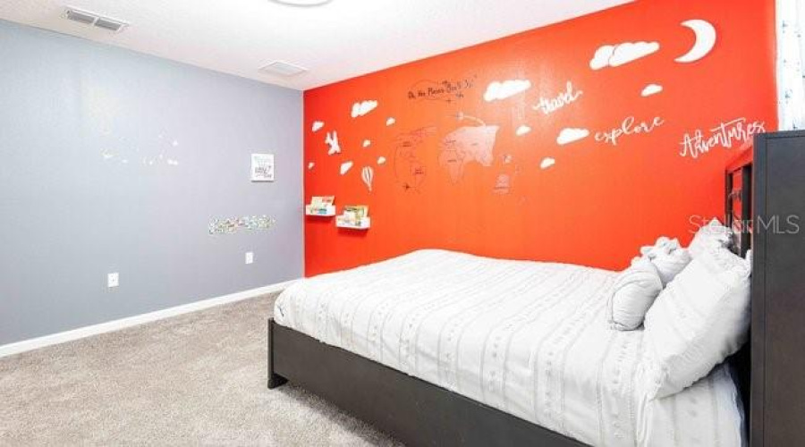 KISSIMMEE, Florida 34746, 5 Bedrooms Bedrooms, ,4 BathroomsBathrooms,Residential,For Sale,LIGHTERKNOT,0,MFRO6334705