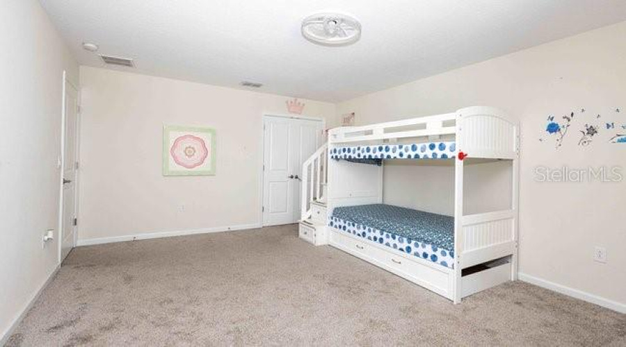 KISSIMMEE, Florida 34746, 5 Bedrooms Bedrooms, ,4 BathroomsBathrooms,Residential,For Sale,LIGHTERKNOT,0,MFRO6334705