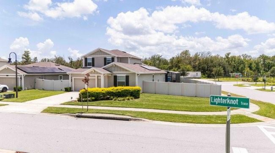 KISSIMMEE, Florida 34746, 5 Bedrooms Bedrooms, ,4 BathroomsBathrooms,Residential,For Sale,LIGHTERKNOT,0,MFRO6334705