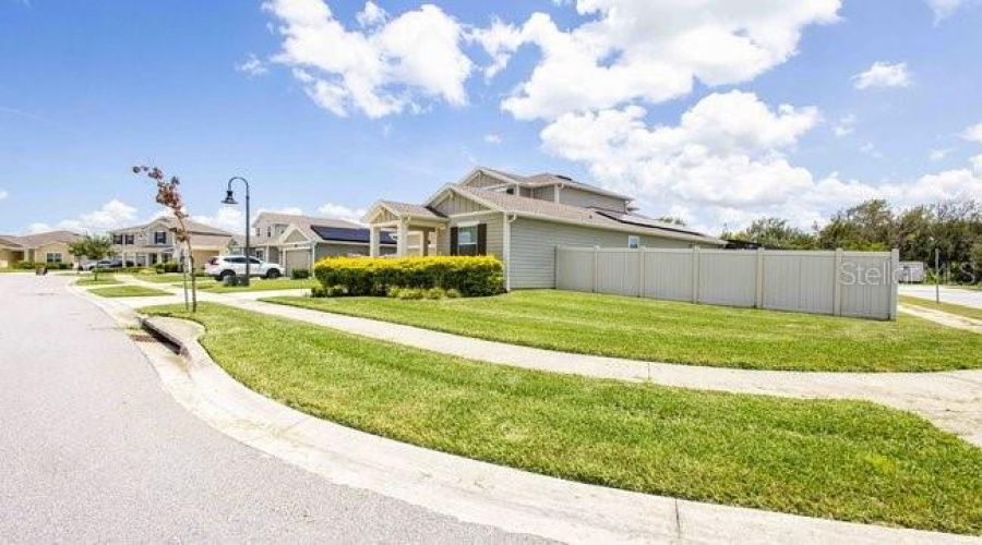 KISSIMMEE, Florida 34746, 5 Bedrooms Bedrooms, ,4 BathroomsBathrooms,Residential,For Sale,LIGHTERKNOT,0,MFRO6334705