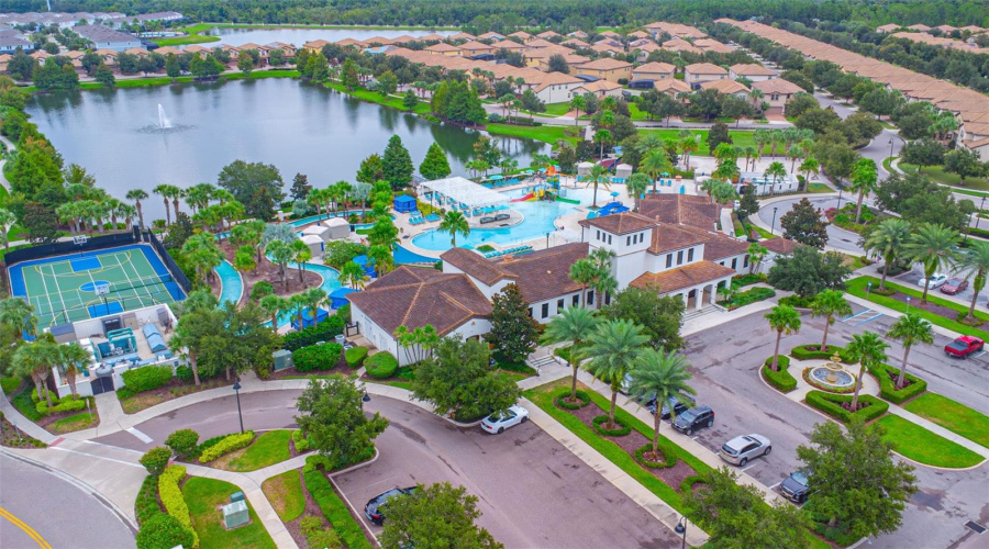 KISSIMMEE, Florida 34747, 5 Bedrooms Bedrooms, ,4 BathroomsBathrooms,Residential,For Sale,MUMBAI WAY,0,MFRO6334704