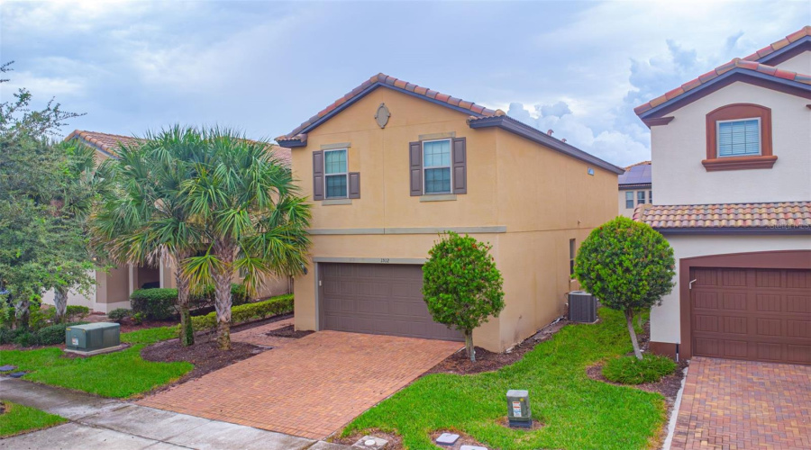 KISSIMMEE, Florida 34747, 5 Bedrooms Bedrooms, ,4 BathroomsBathrooms,Residential,For Sale,MUMBAI WAY,0,MFRO6334704