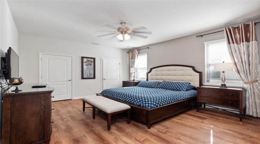 KISSIMMEE, Florida 34747, 8 Bedrooms Bedrooms, ,6 BathroomsBathrooms,Residential,For Sale,RHODES,0,MFRS5132455