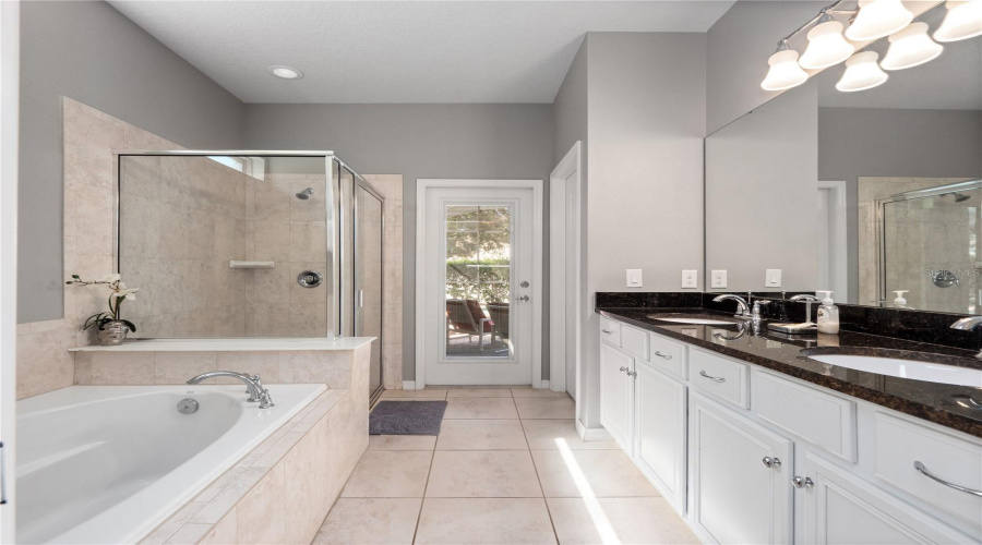 KISSIMMEE, Florida 34747, 8 Bedrooms Bedrooms, ,6 BathroomsBathrooms,Residential,For Sale,RHODES,0,MFRS5132455