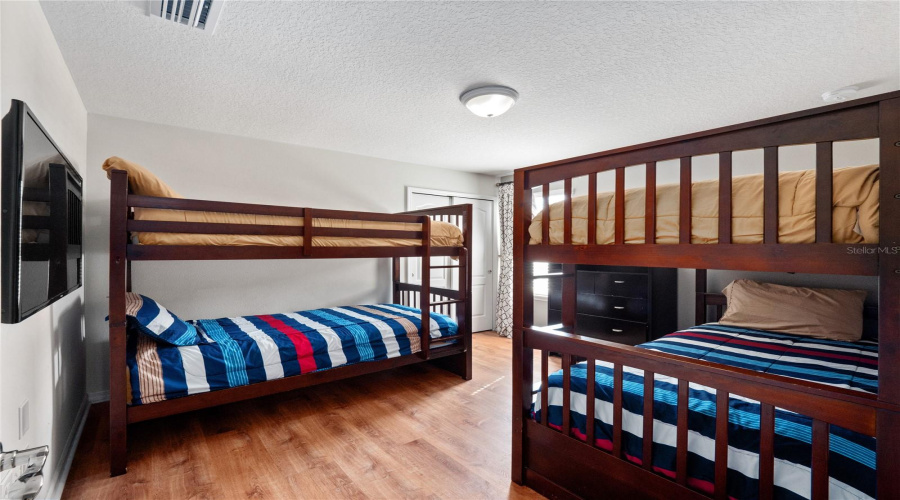 KISSIMMEE, Florida 34747, 8 Bedrooms Bedrooms, ,6 BathroomsBathrooms,Residential,For Sale,RHODES,0,MFRS5132455