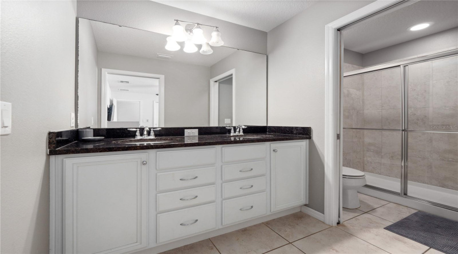 KISSIMMEE, Florida 34747, 8 Bedrooms Bedrooms, ,6 BathroomsBathrooms,Residential,For Sale,RHODES,0,MFRS5132455