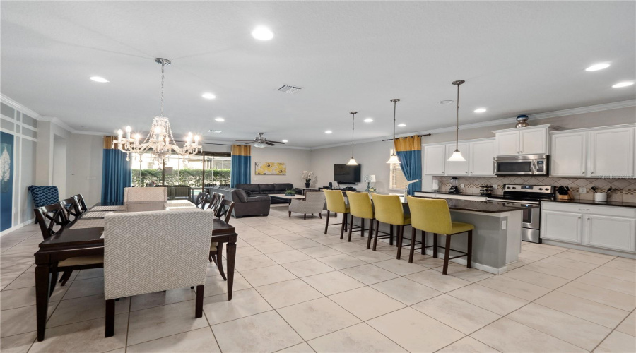 KISSIMMEE, Florida 34747, 8 Bedrooms Bedrooms, ,6 BathroomsBathrooms,Residential,For Sale,RHODES,0,MFRS5132455