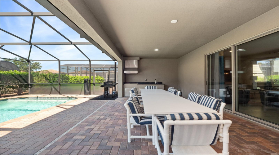 KISSIMMEE, Florida 34747, 8 Bedrooms Bedrooms, ,6 BathroomsBathrooms,Residential,For Sale,RHODES,0,MFRS5132455