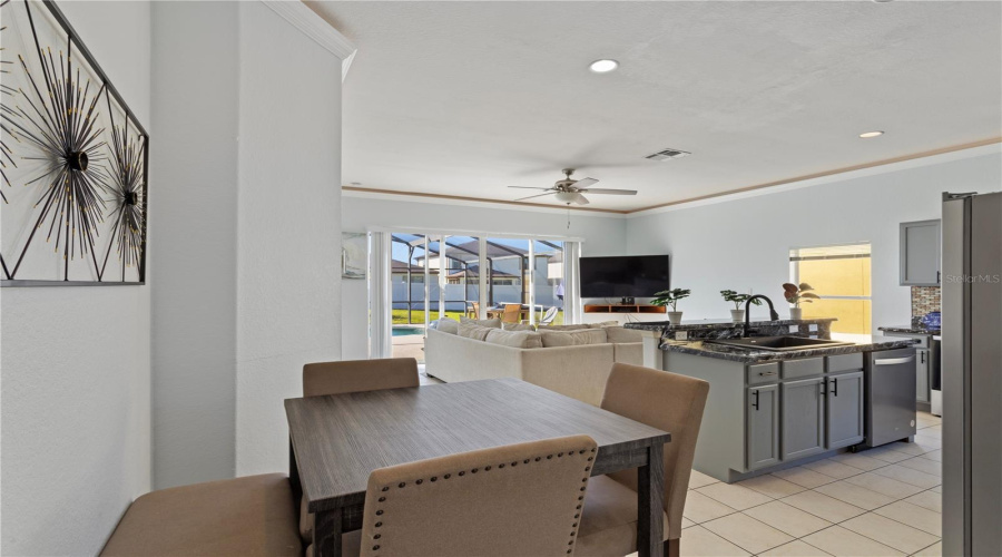 DAVENPORT, Florida 33837, 5 Bedrooms Bedrooms, ,3 BathroomsBathrooms,Residential,For Sale,CADIZ,0,MFRO6334751