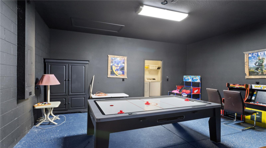 DAVENPORT, Florida 33837, 5 Bedrooms Bedrooms, ,3 BathroomsBathrooms,Residential,For Sale,CADIZ,0,MFRO6334751