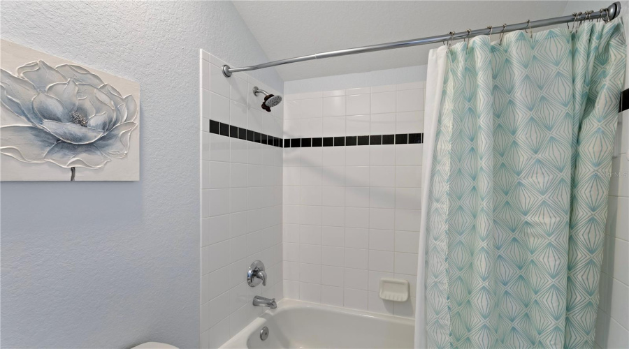 DAVENPORT, Florida 33837, 5 Bedrooms Bedrooms, ,3 BathroomsBathrooms,Residential,For Sale,CADIZ,0,MFRO6334751