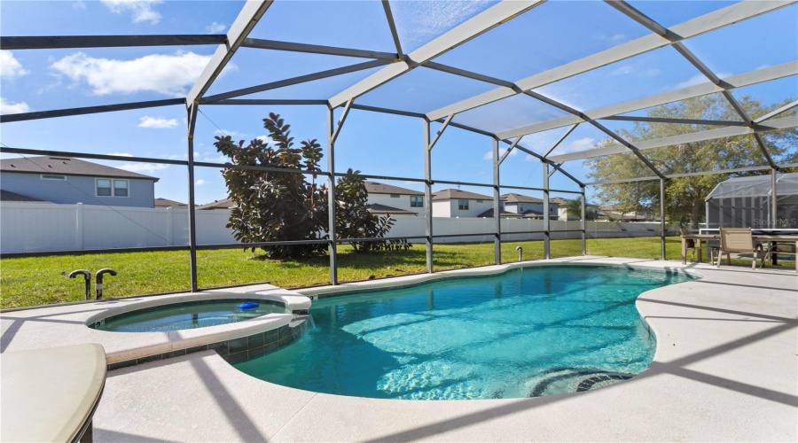 DAVENPORT, Florida 33837, 5 Bedrooms Bedrooms, ,3 BathroomsBathrooms,Residential,For Sale,CADIZ,0,MFRO6334751